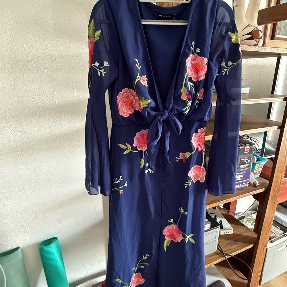 ASOS Blue Long Sleeve Wrap Gown - Picture 3 of 6
